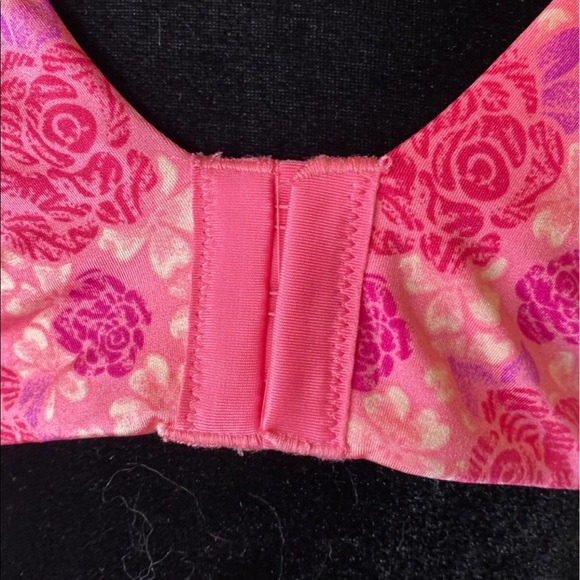 Barely Breezies Set of 2 Bras-38DD - Picture 3 of 10